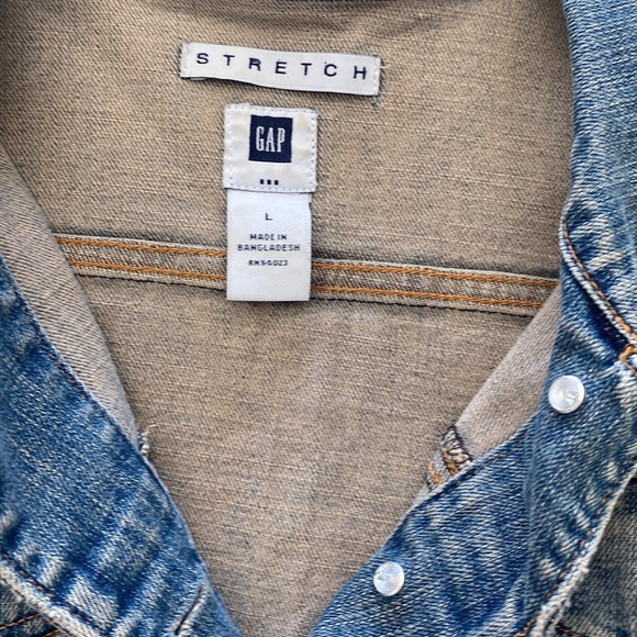 💄Sassy Gap blue denim jacket - Picture 2 of 3